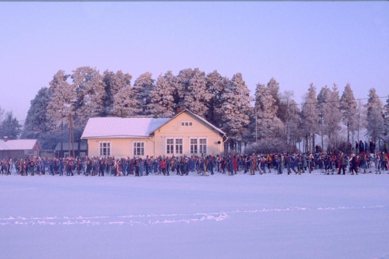 Klikkaamalla seuraava kuva